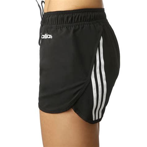 adidas shorts damen schwarz weiß|Adidas Shorts für Damen .